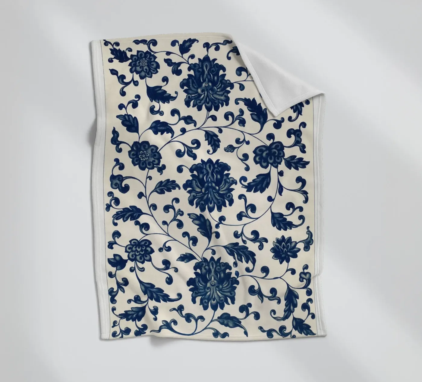 Blue flower pattern Fleecedecke von vintageshop