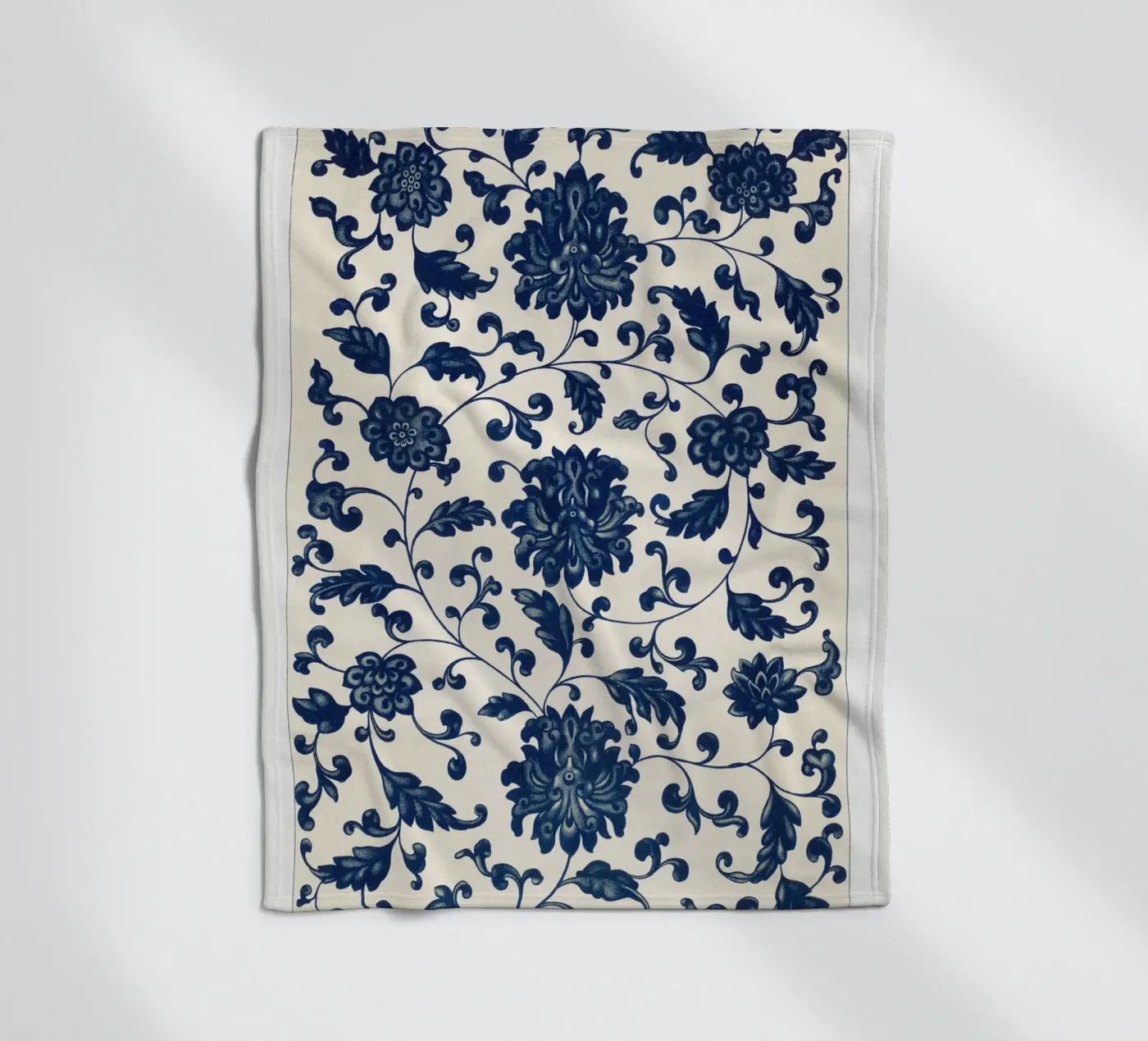 Blue flower pattern Fleecedecke von vintageshop
