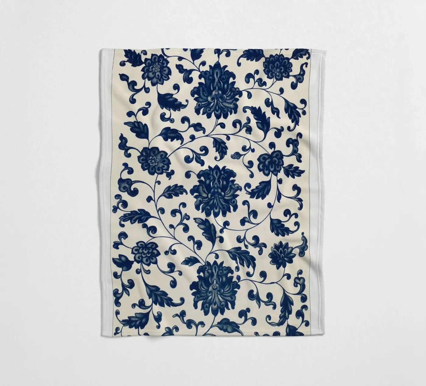 Blue flower pattern Fleecedecke von vintageshop