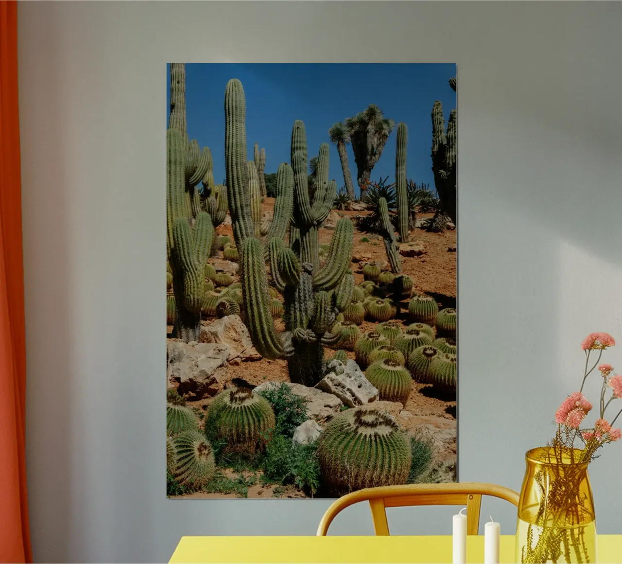 cactus piante del deserto poster con telaio in legno da Earthly Visions
