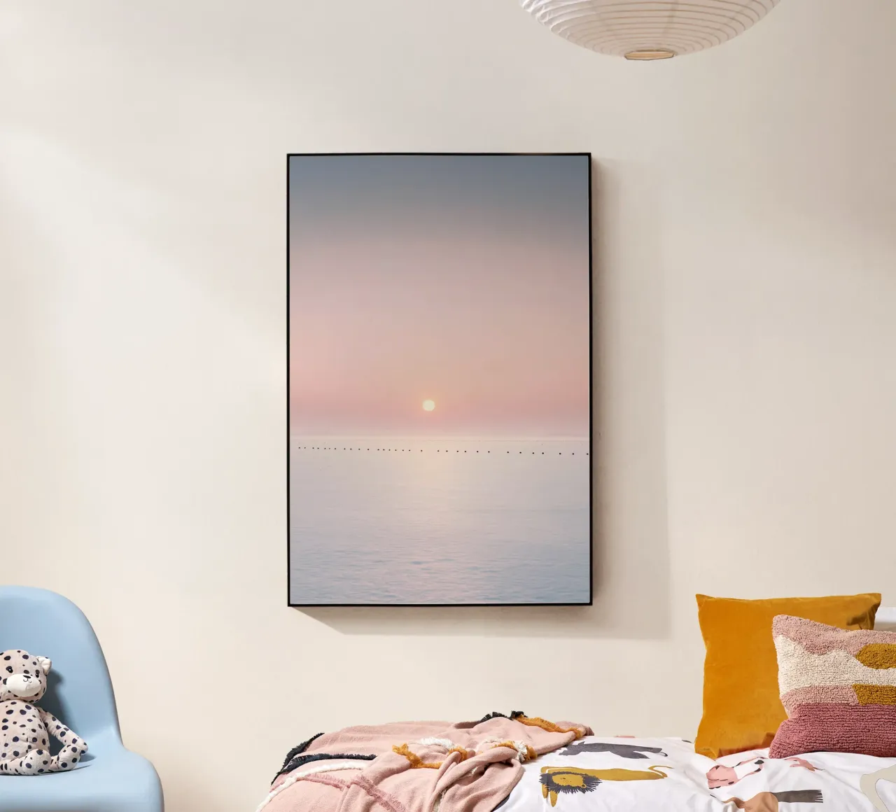 Orizzonte oceanico minimalista con tramonto rosa plexiglass da Indigo Tides Art