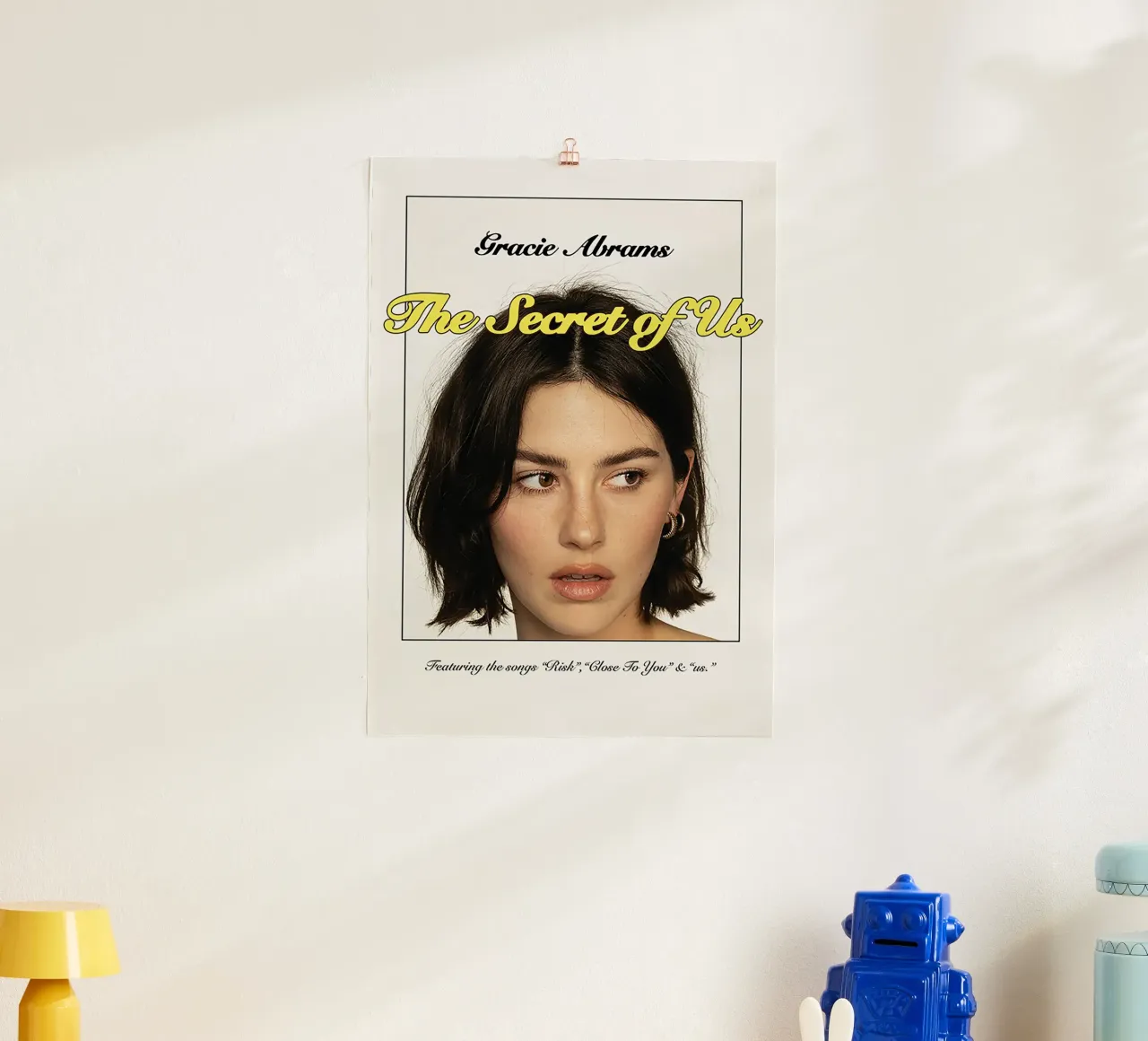 The Secret of Us – Gracie Abrams poster da Attaboy Dsgn