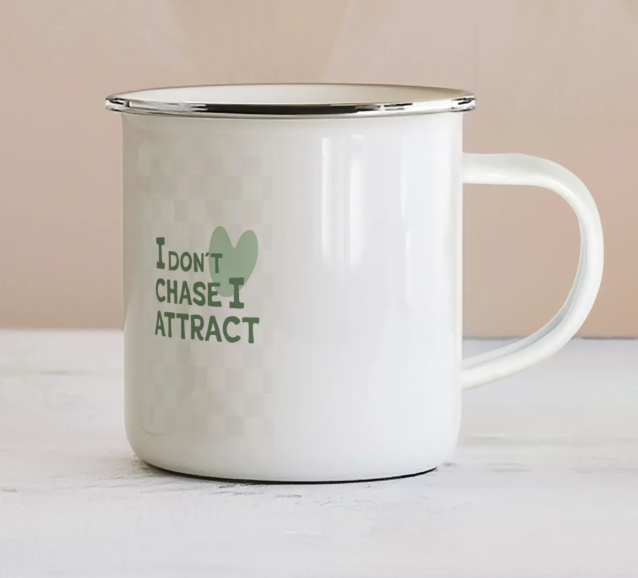 I don´t chase I attract tazza in smalto da be.