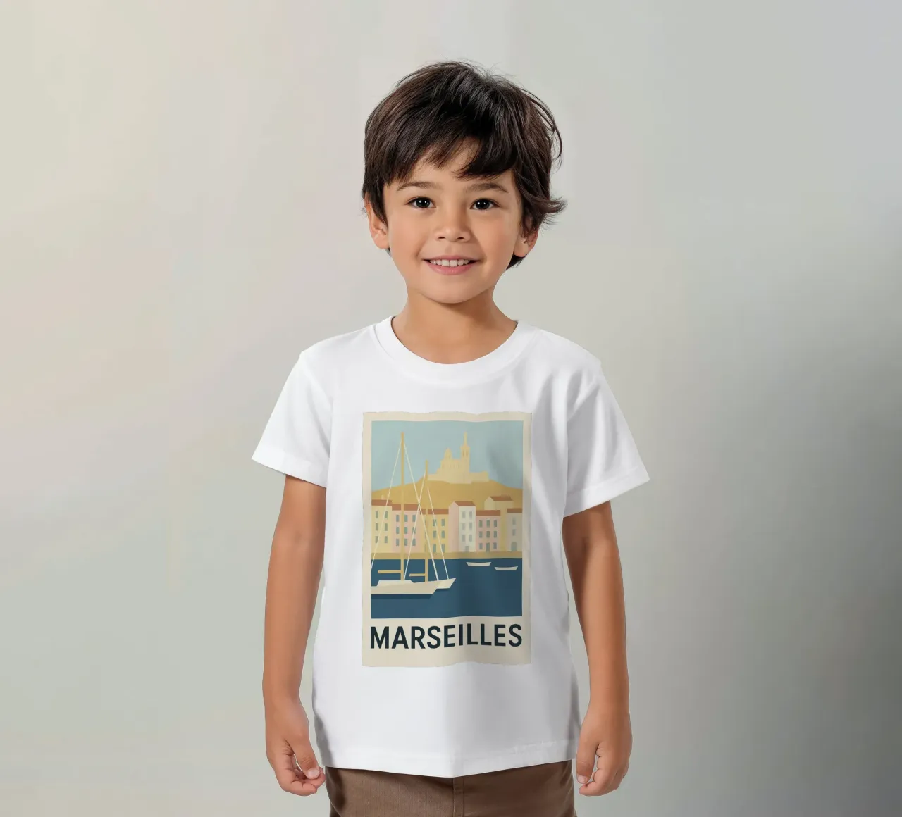 Marsiglia - I colori del sud all'orizzonte t-shirt bambini da JETLAG | affiches voyage