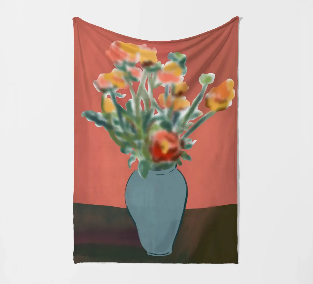 Vaso di fiori con sfondo rosa coperta in pile da Little Dean