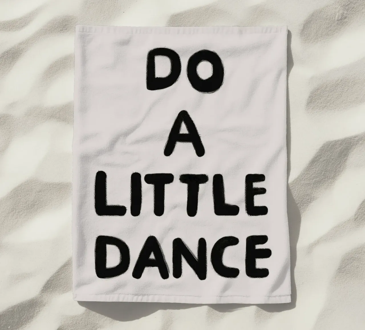 Laten we dansen strandhanddoek van Carinaprint