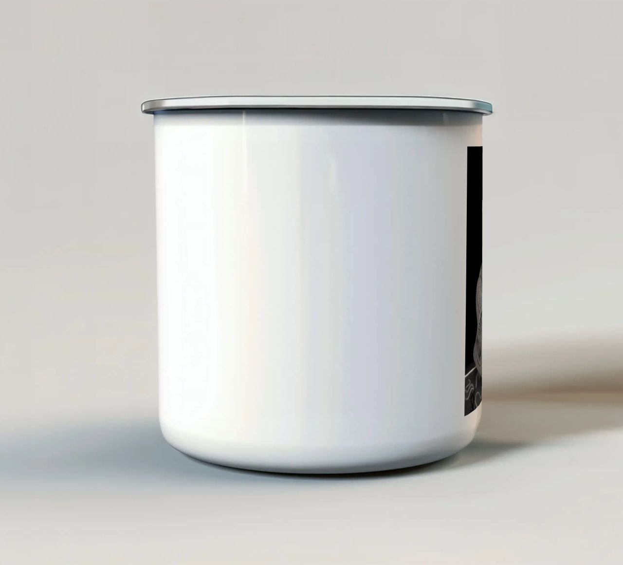 Ragazza e sigaro tazza in smalto da Cosmos Studio