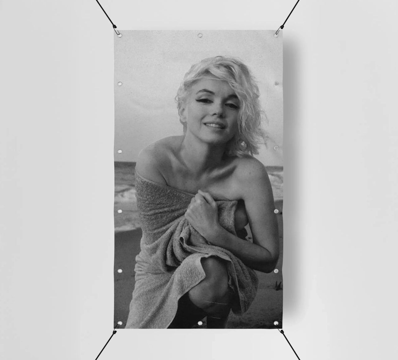 Ragazza in spiaggia telo in pvc da Cosmos Studio