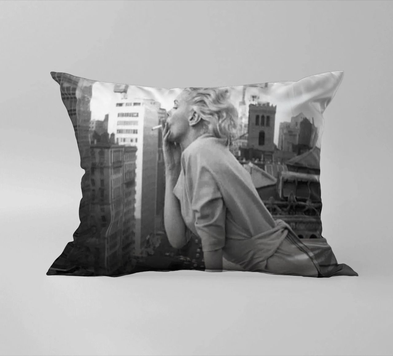 Marilyn in albergo cuscino da Cosmos Studio
