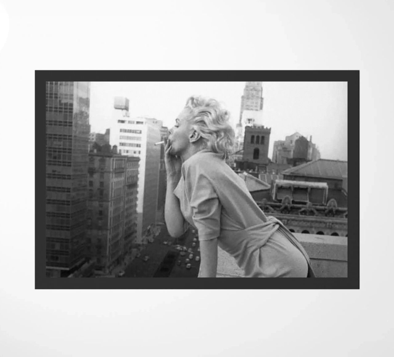 Marilyn in albergo zerbino da Cosmos Studio
