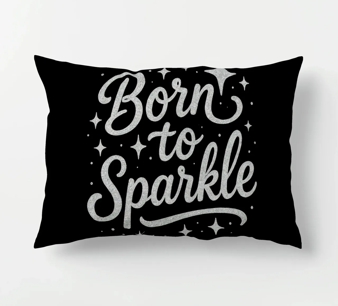 Born to sparkle boodschap in glanzend zilveren letters kussen van DesignDoodle