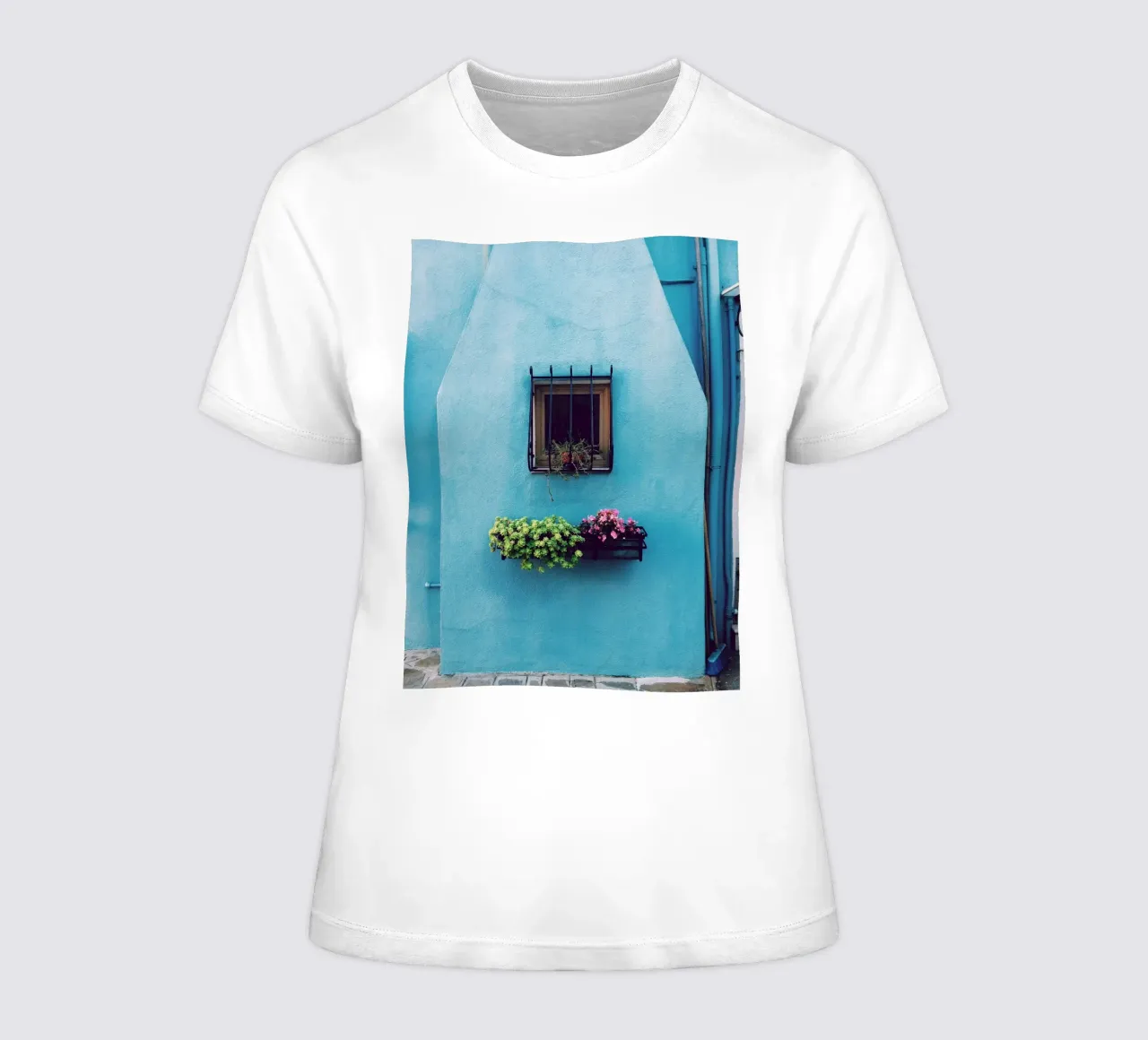 einzelnes Fenster Frauen T-Shirt von Bleu