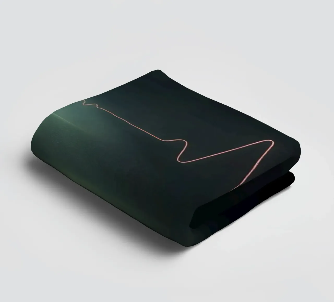 Les traînées lumineuses créent un effet de pulsation dans une atmosphère sombre. serviette de bain de DesignDoodle