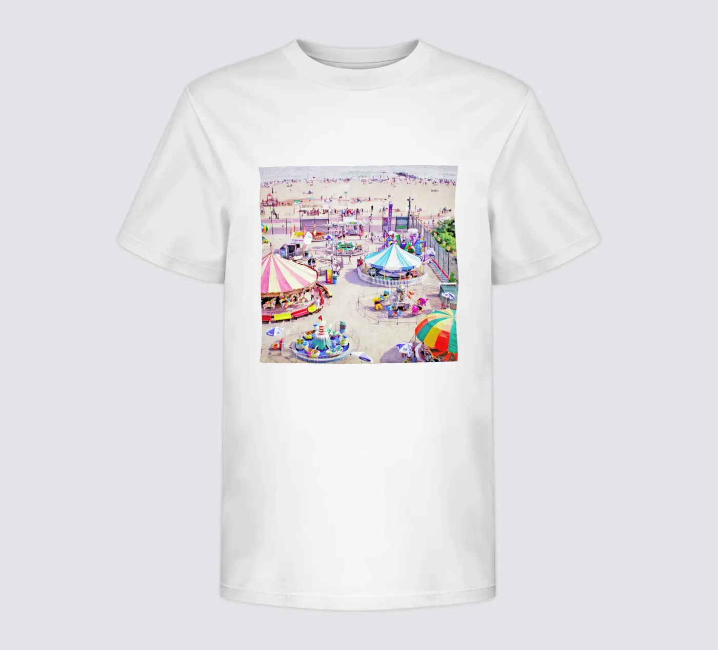 Carnivale 2 t-shirt bambini da Mina Teslaru