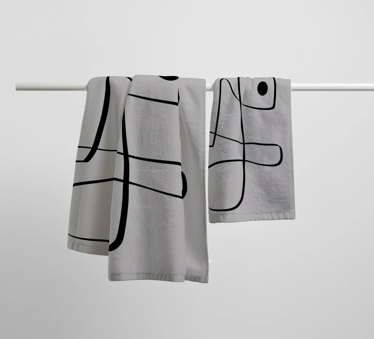 Figure with lines in taupe II asciugamano da bagno da Imaginative