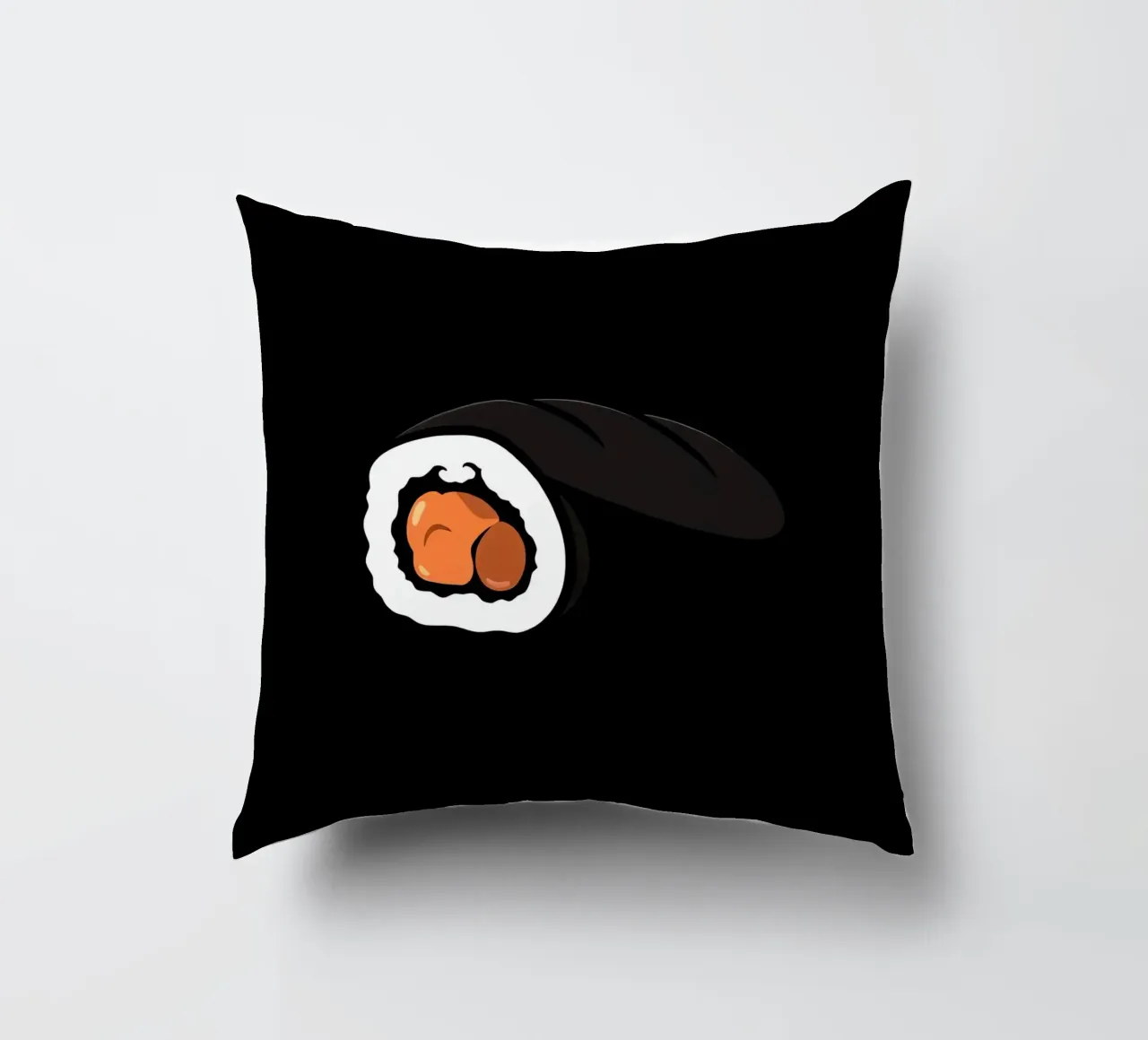 Rotolo di sushi con salmone e riso con involucro di alghe marine cuscino da DesignDoodle
