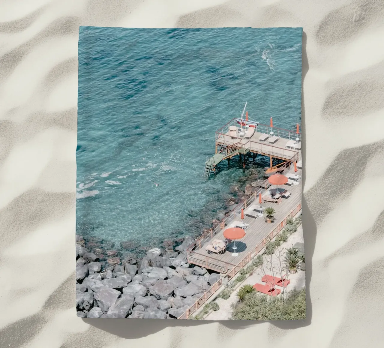 Aerial beach view in Sorrento telo mare da photolovers