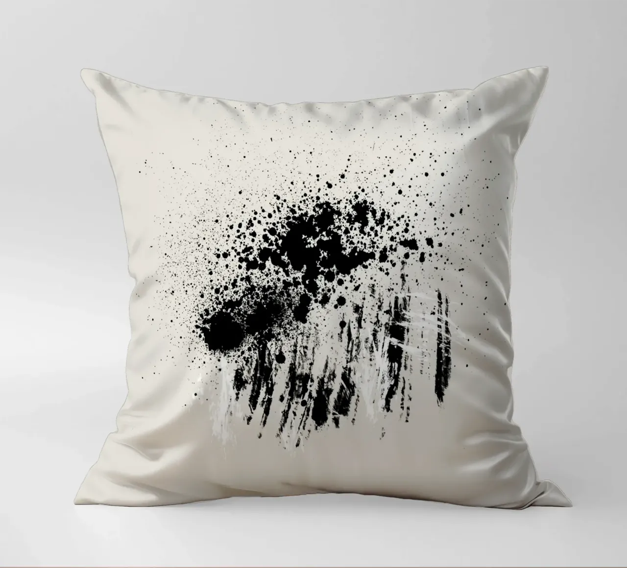 Paint splatters with shapes and lines in black and white cuscino da Imaginative