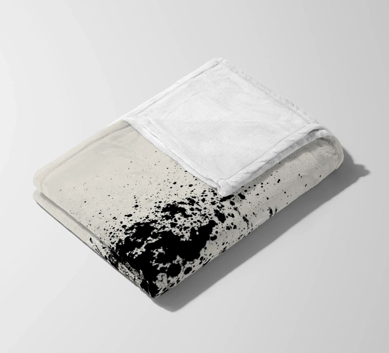 Paint splatters with shapes and lines in black and white coperta in pile da Imaginative