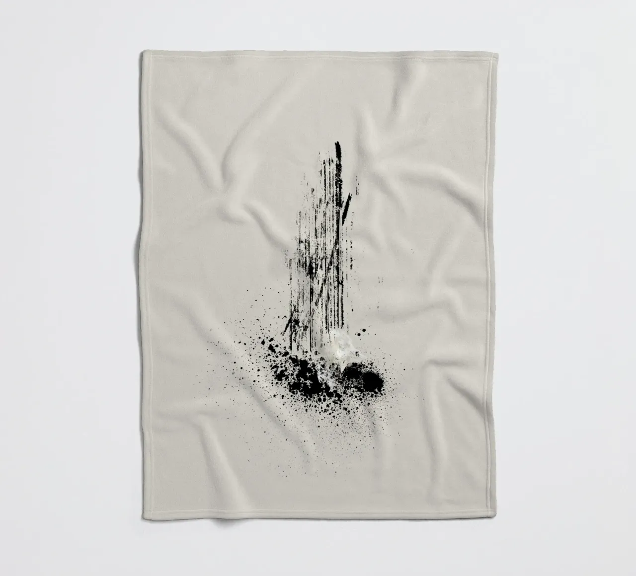 Modern and minimalist abstract with lines and paint splatter Fleecedecke von Imaginative