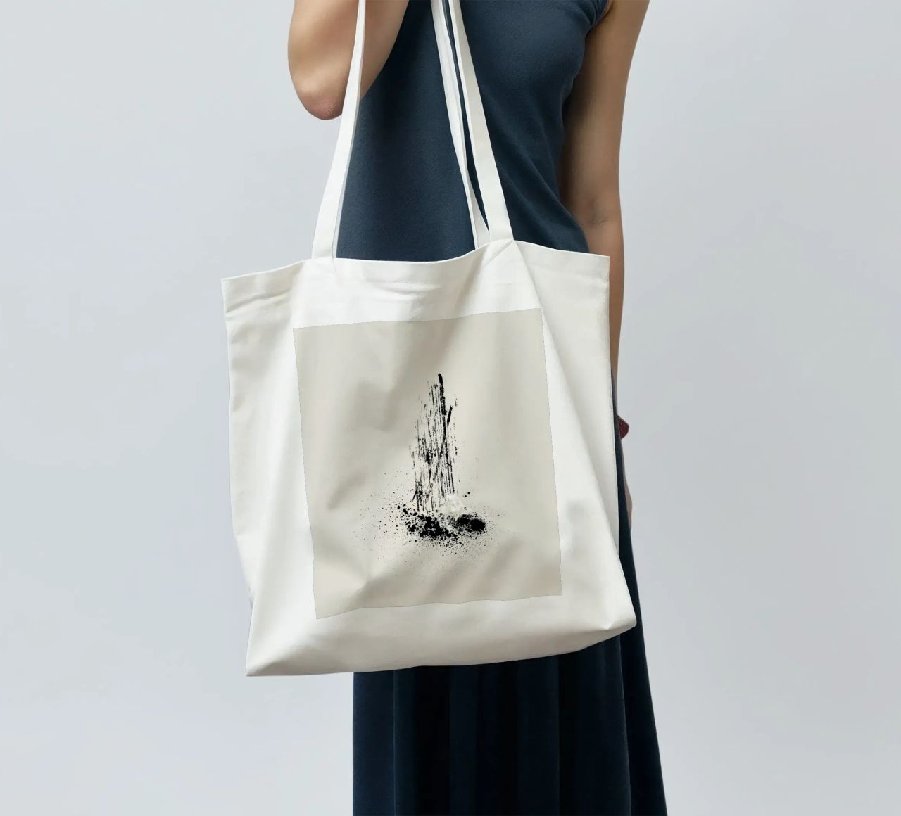 Modern and minimalist abstract with lines and paint splatter borsa in juta da Imaginative
