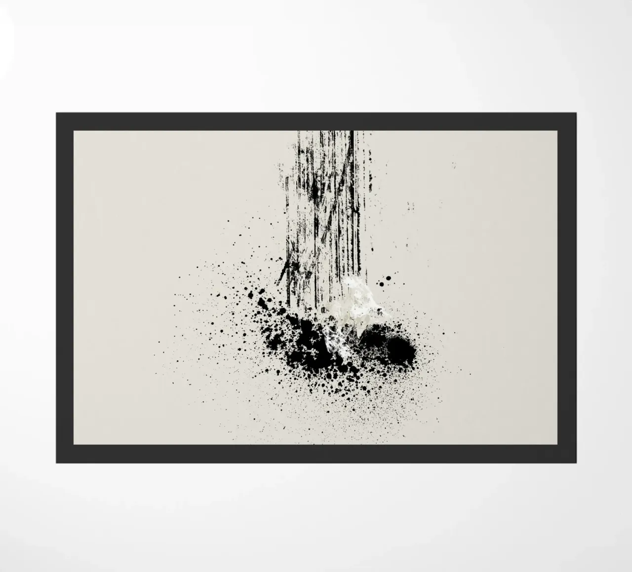 Modern and minimalist abstract with lines and paint splatter Fußmatte von Imaginative
