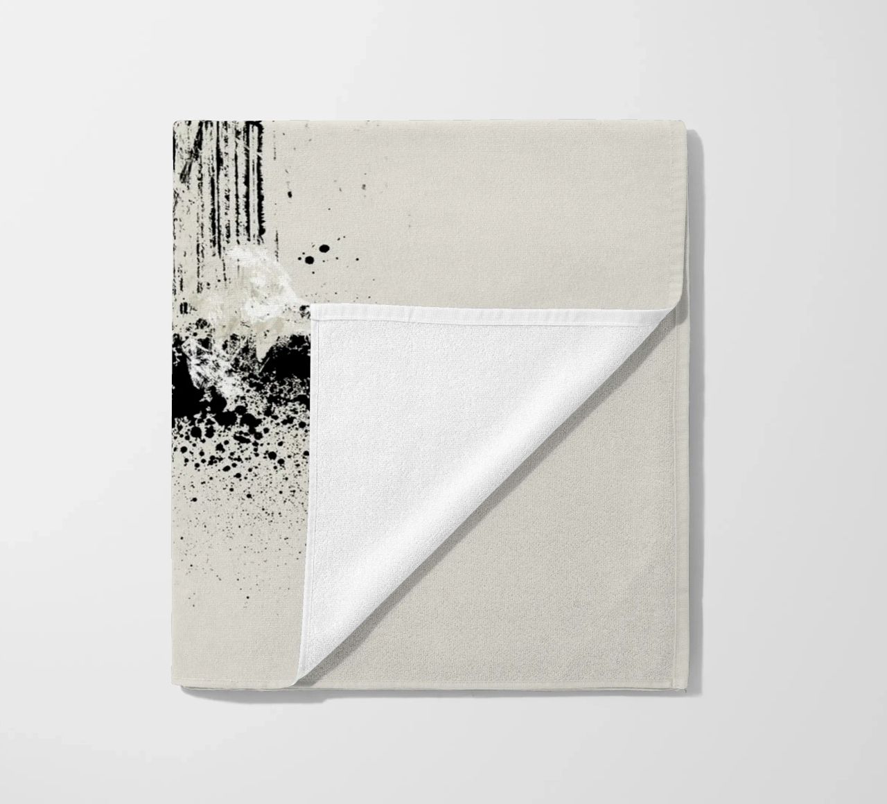 Modern and minimalist abstract with lines and paint splatter telo mare da Imaginative