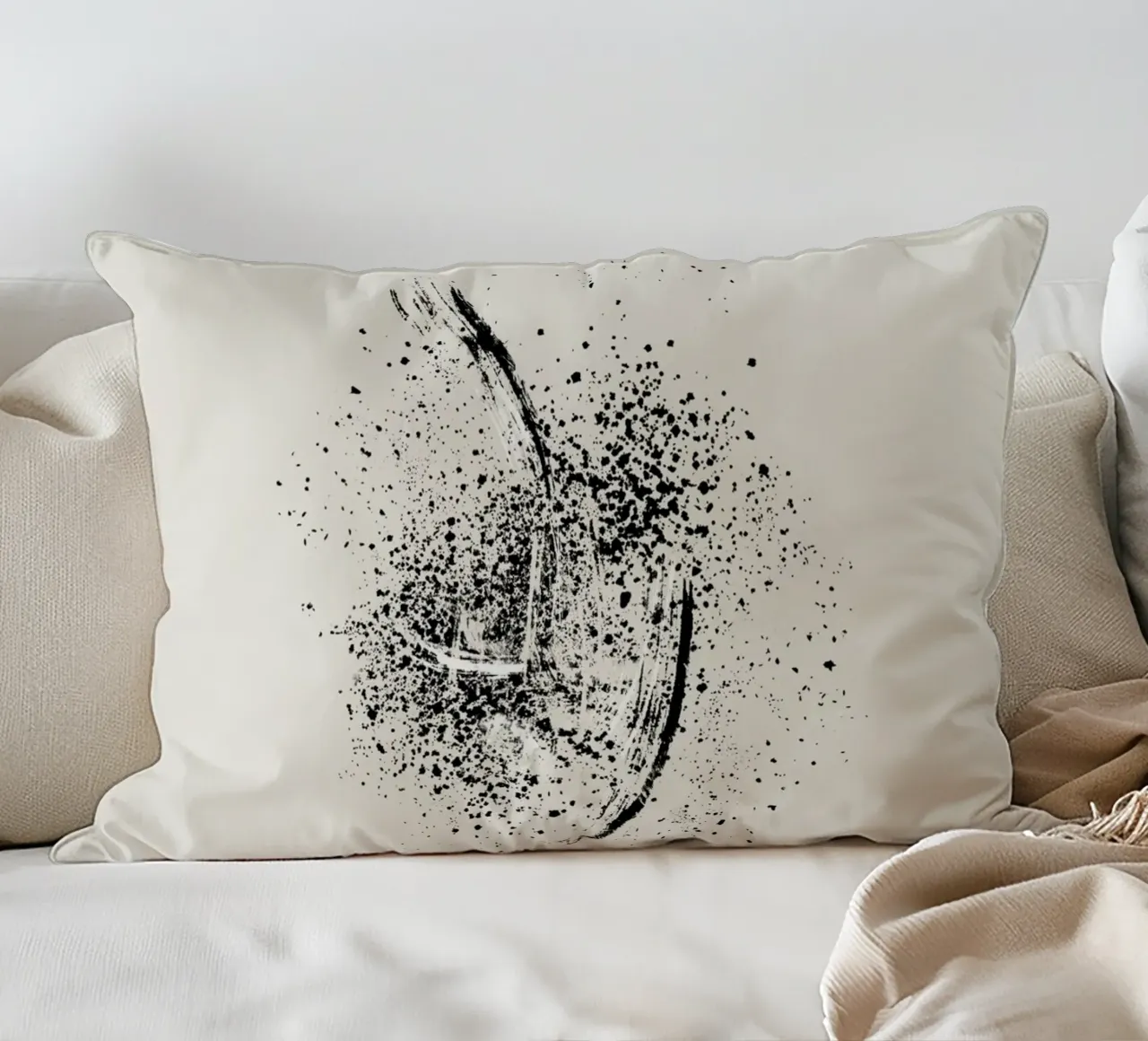 Paint splatters with white and black lines cuscino da Imaginative