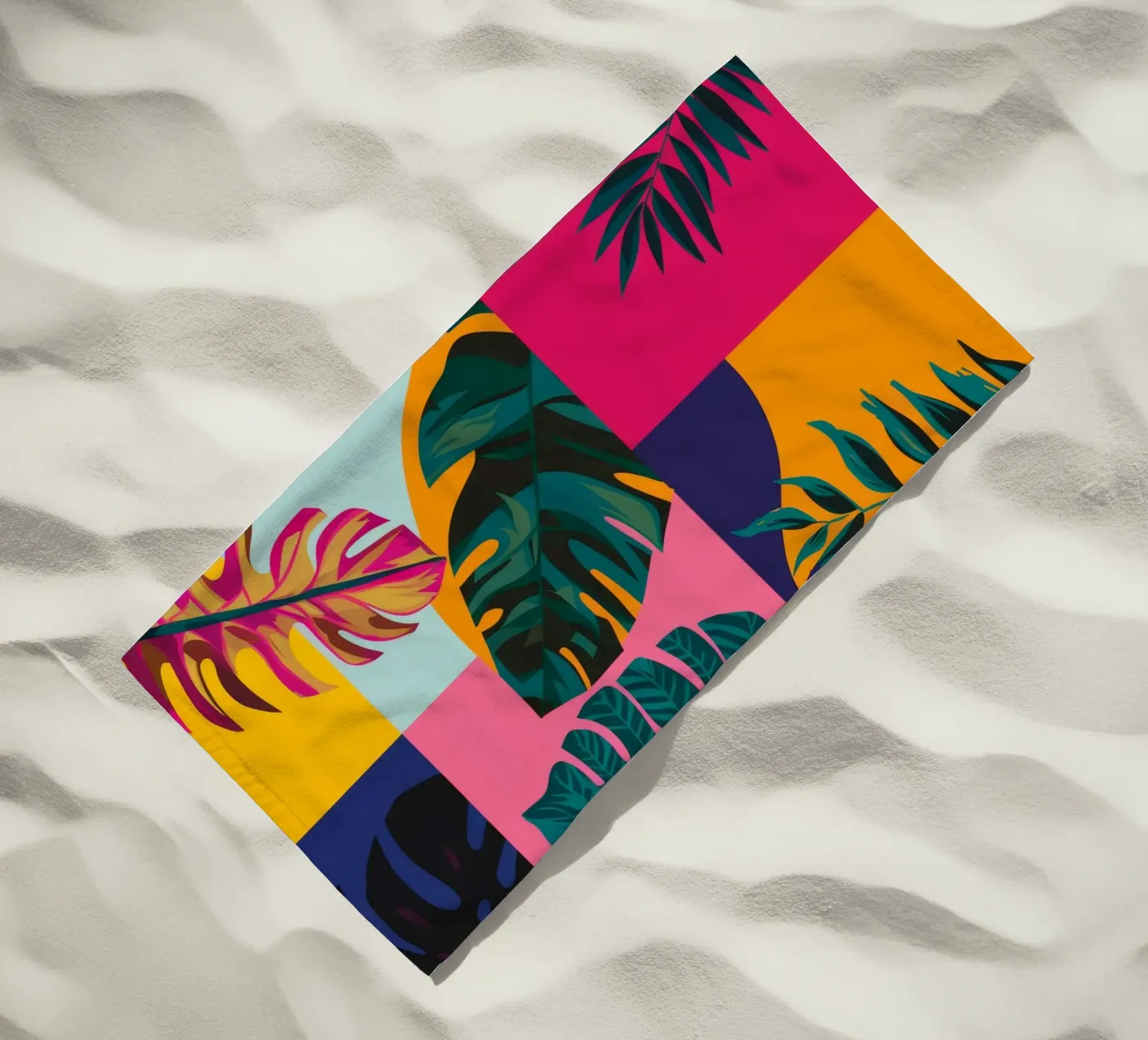 Geo patchwork tropicale telo mare da Ember Stone