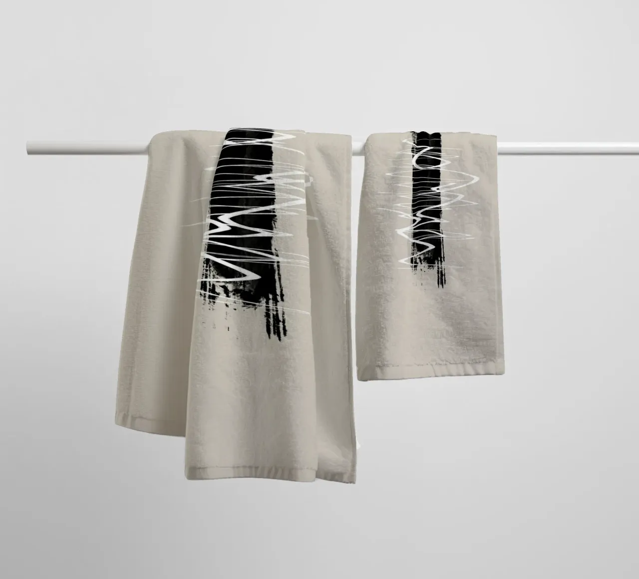 Modern abstract of lines and brush strokes in earth tones asciugamano da bagno da Imaginative