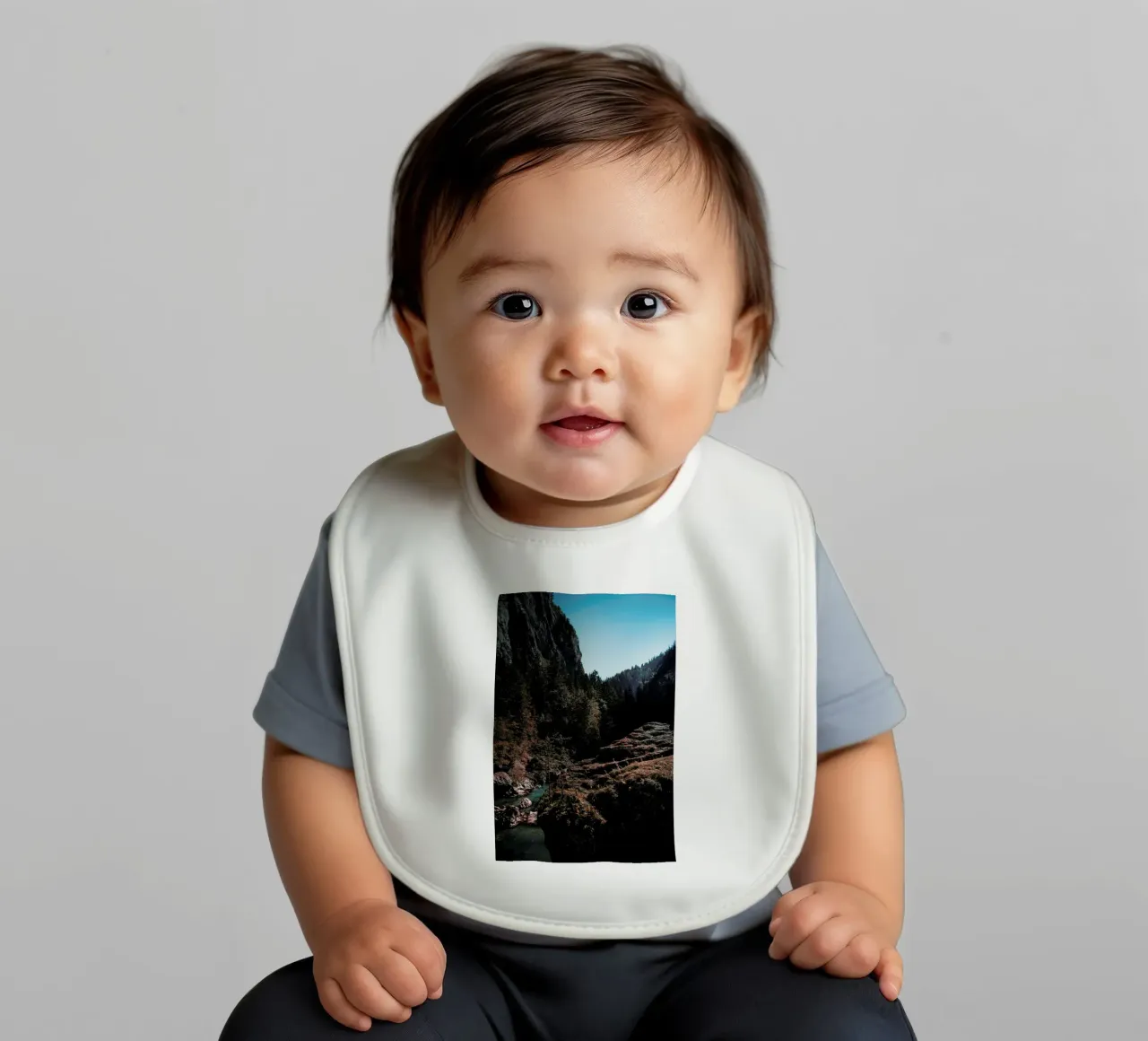 Mountain River bavaglino da Sebastian Hilgetag