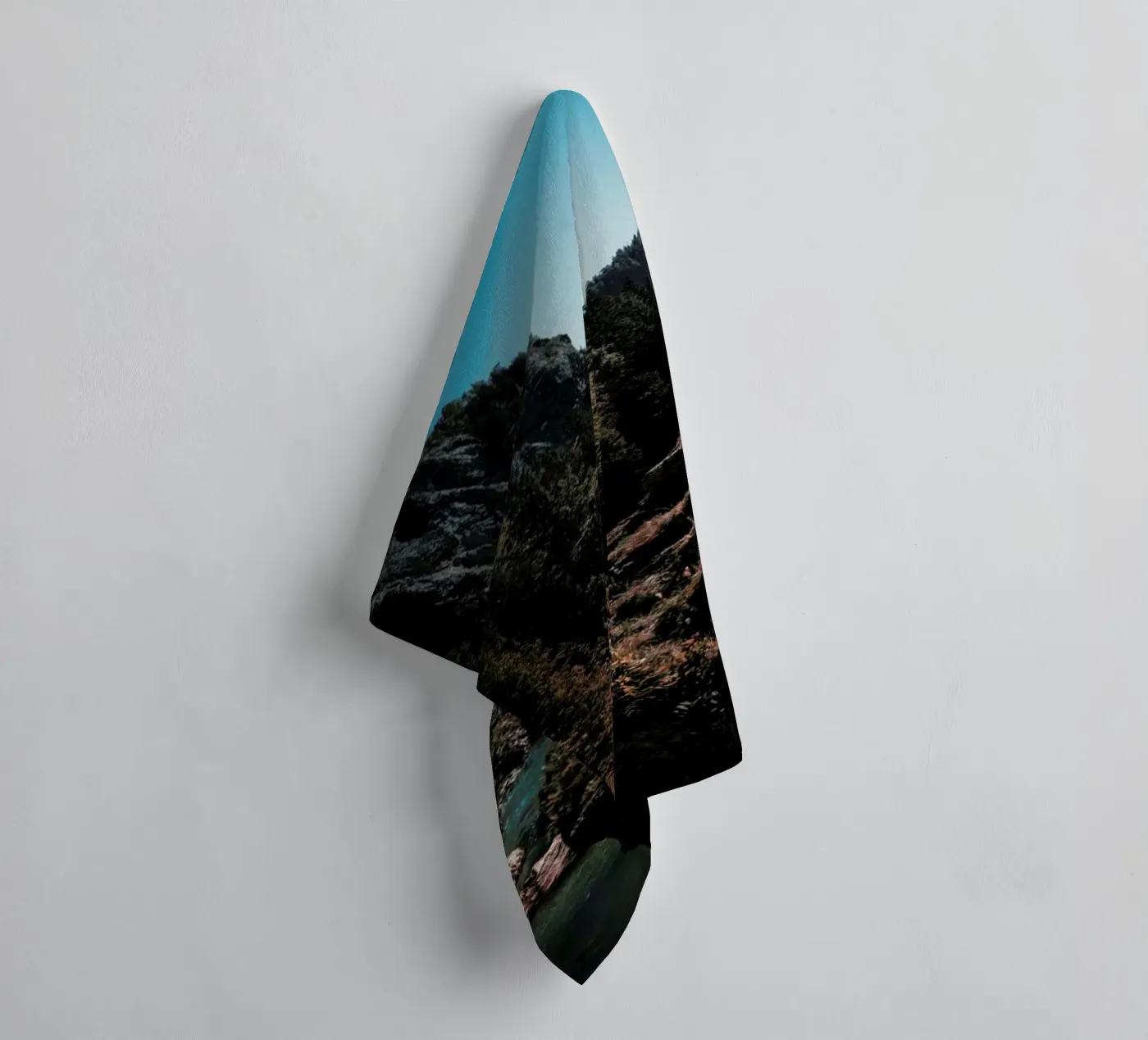 Mountain River towel by Sebastian Hilgetag