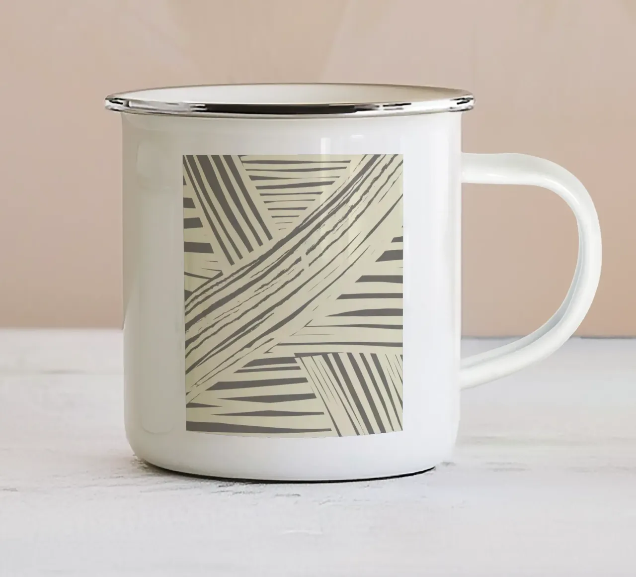 Graues Diagonalstreifenmuster Emaille Tasse von Little Dean