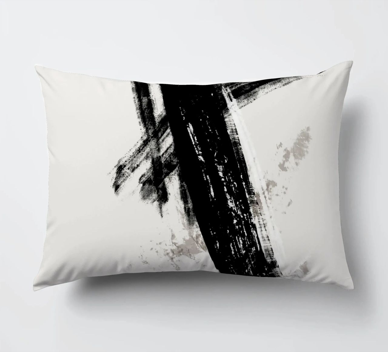 Modern abstract with large black brush strokes cuscino da Imaginative