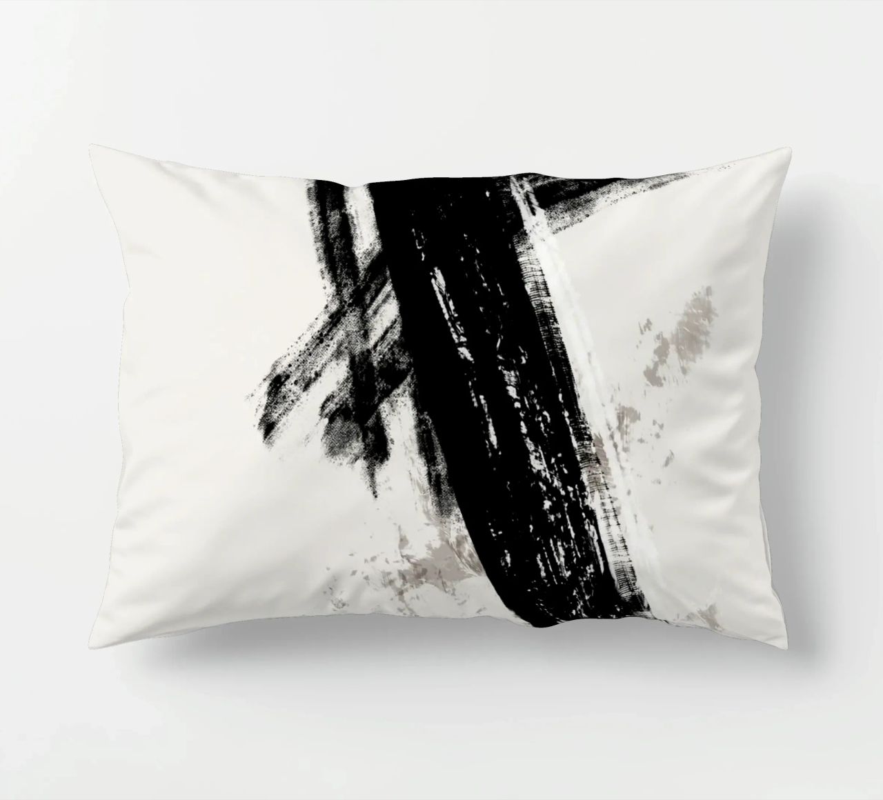 Modern abstract with large black brush strokes cuscino da Imaginative