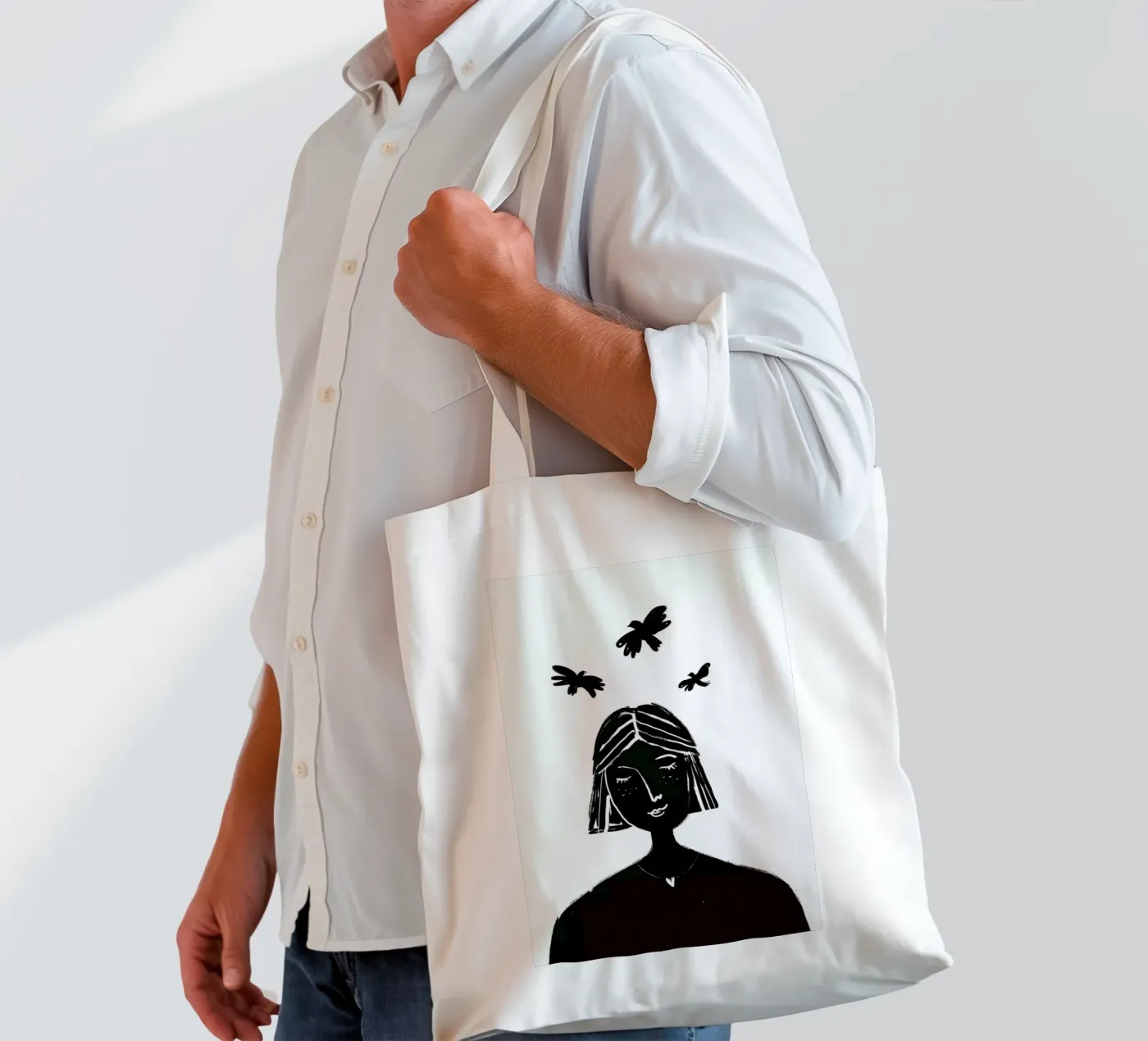 Hovering tote bag by Graphite
