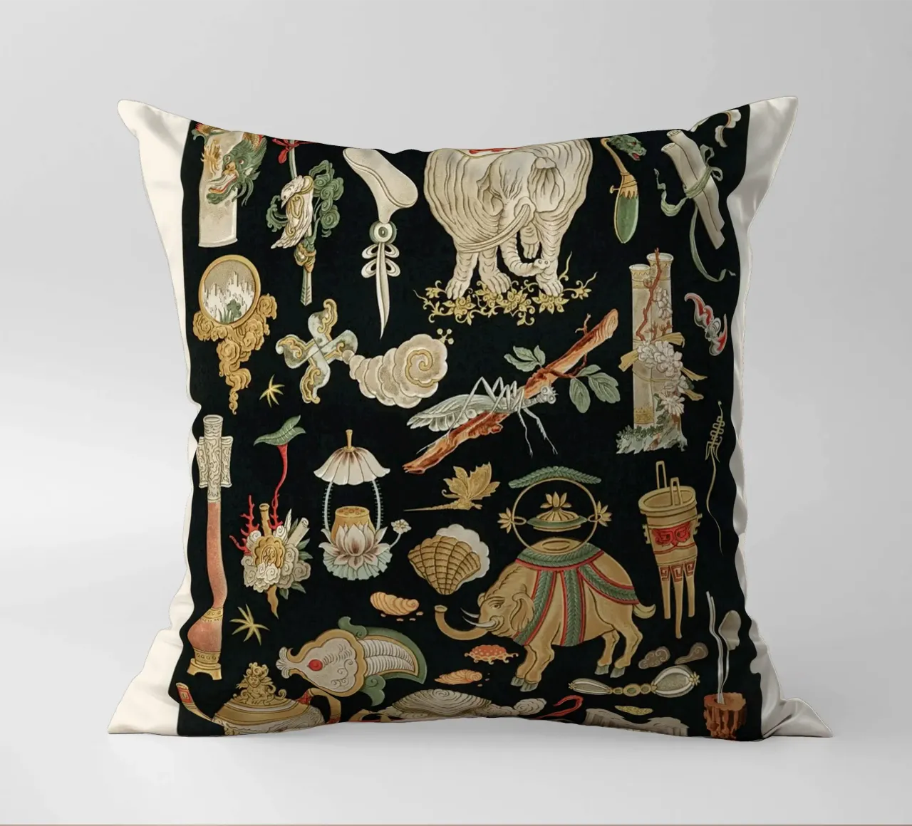 Chinese pattern elements coussin de vintageshop