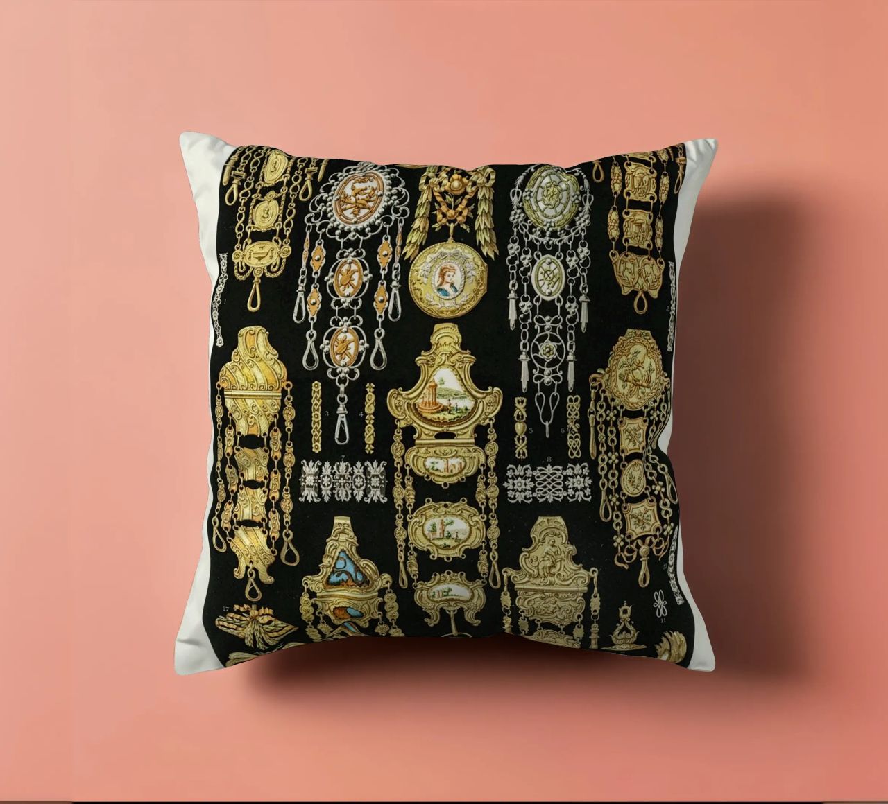 17th and 18th Century pattern. coussin de vintageshop