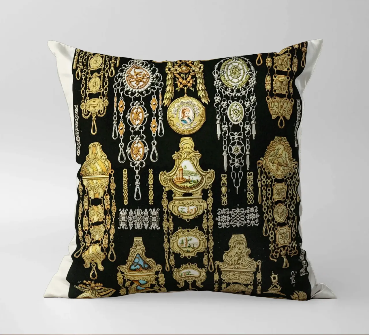 17th and 18th Century pattern. cuscino da vintageshop