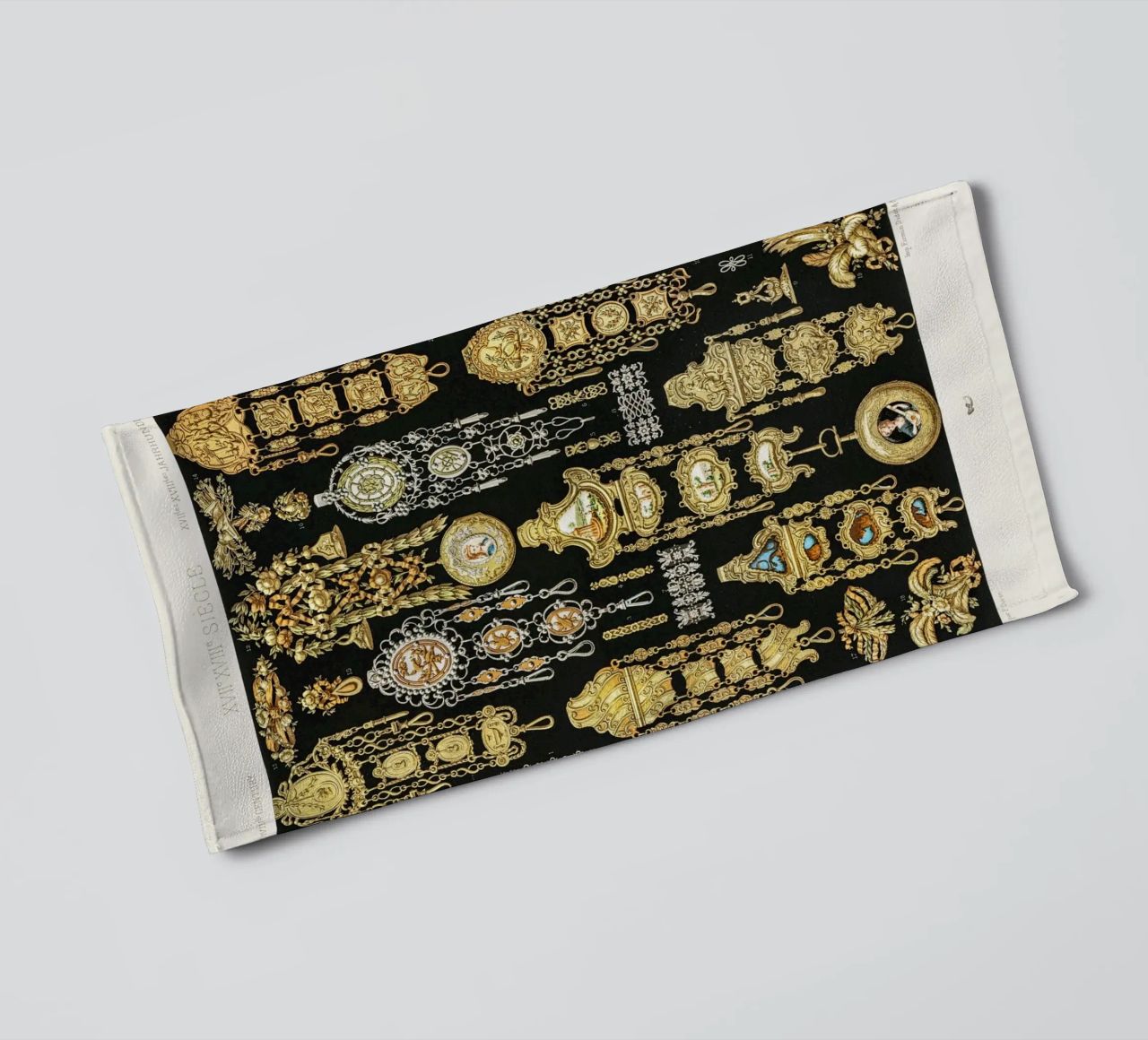 17th and 18th Century pattern. serviette de bain de vintageshop