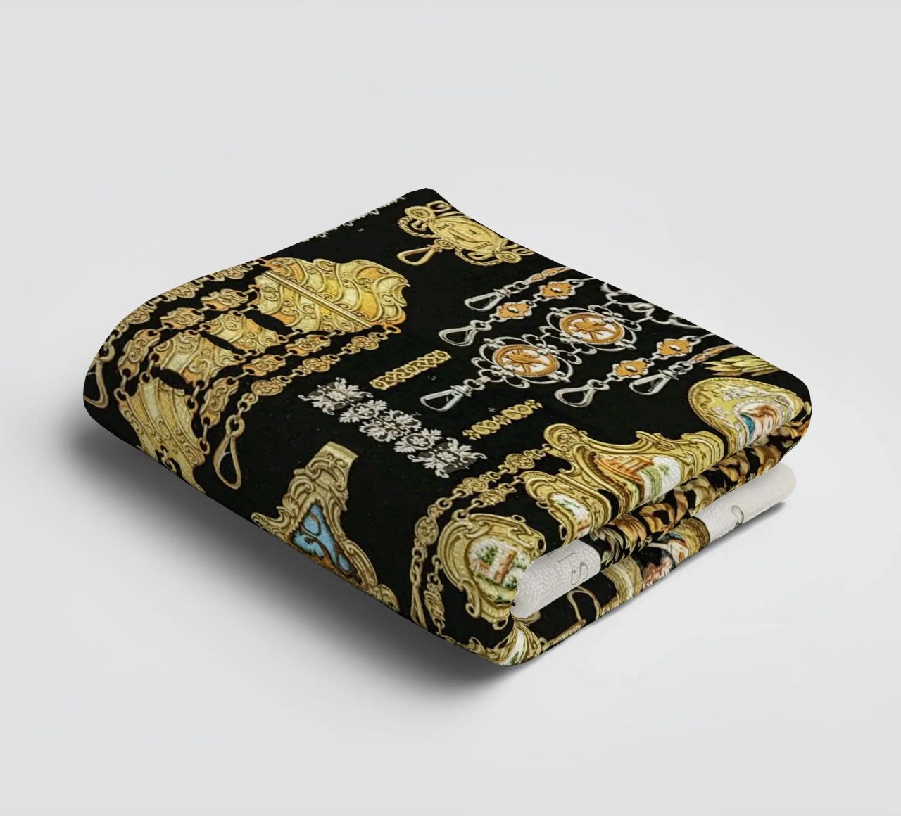17th and 18th Century pattern. serviette de bain de vintageshop