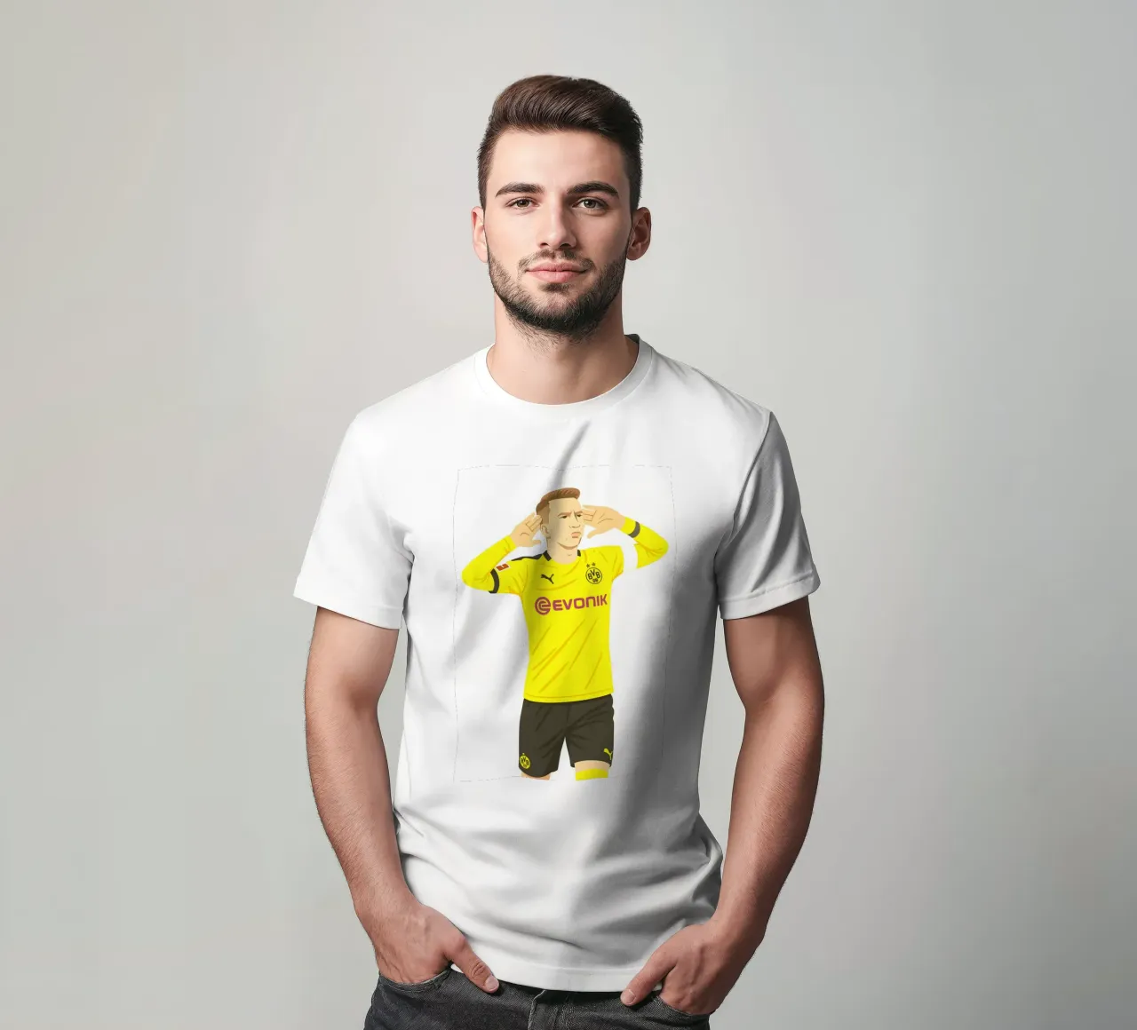 Marco Reus Minimalist t-shirt da MoviesArt