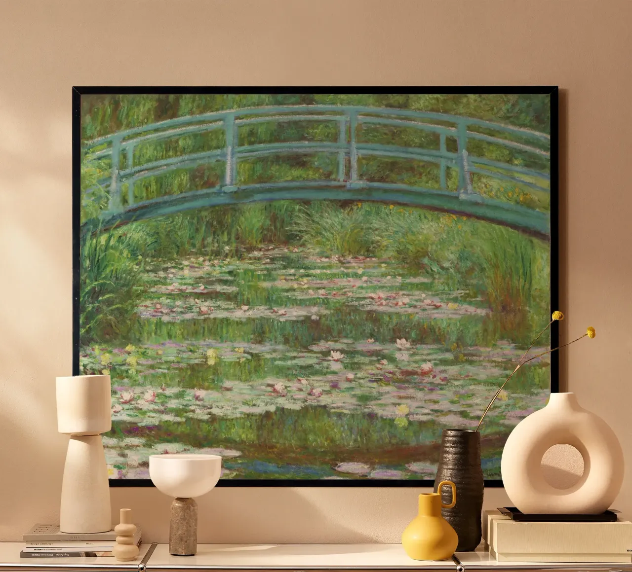 La passerella giapponese di Claude Monet poster con telaio in plastica da Monet Art Prints