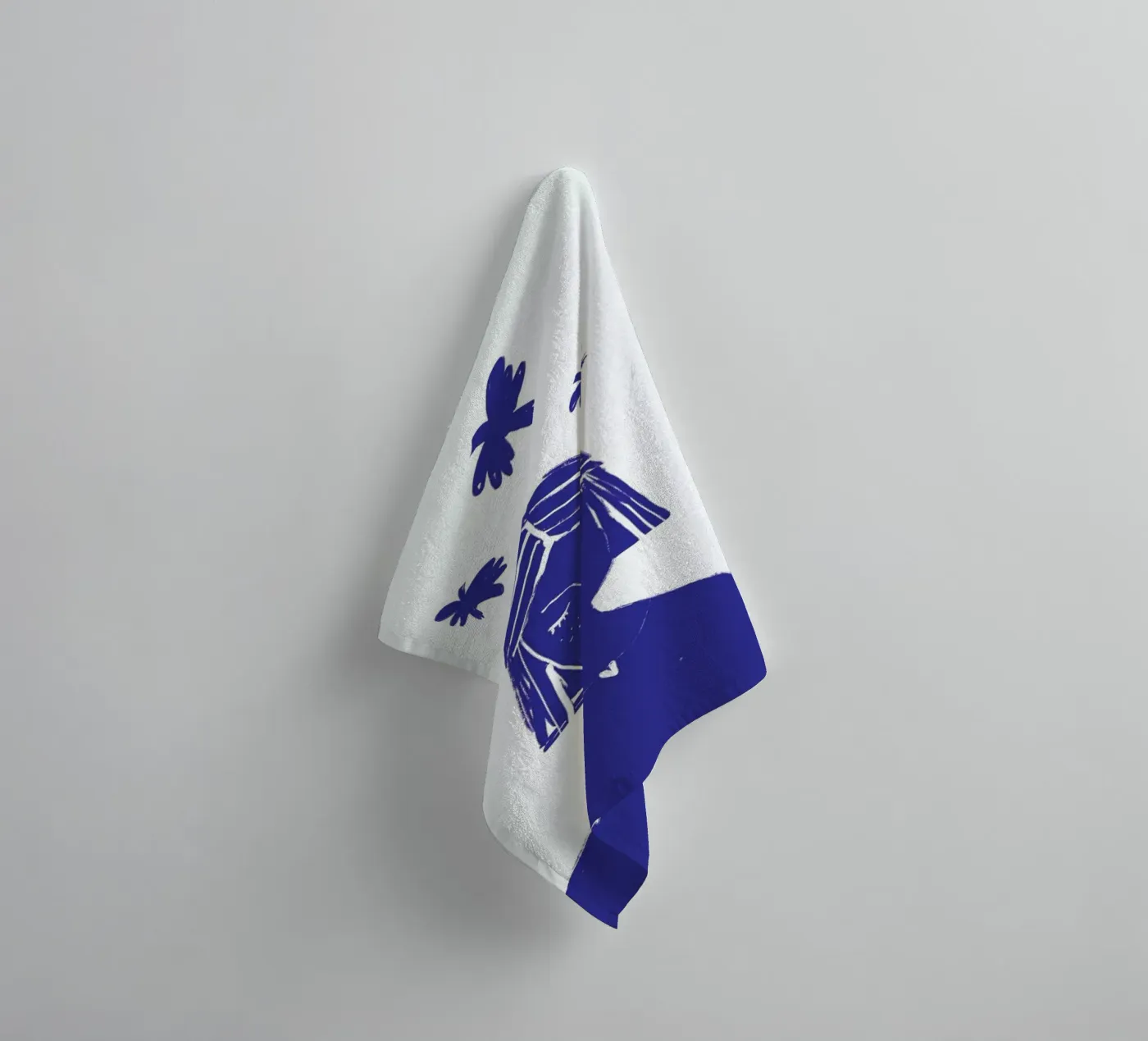 Hovering Blue badhanddoek van Graphite