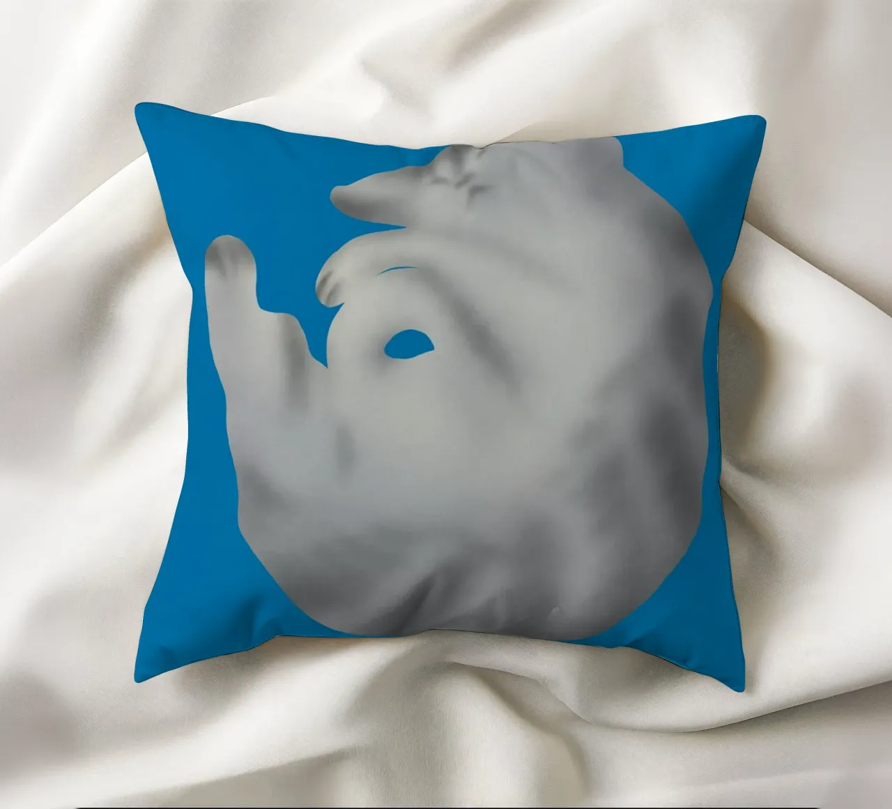 Ritratto di gatto in argento cuscino da Little Dean