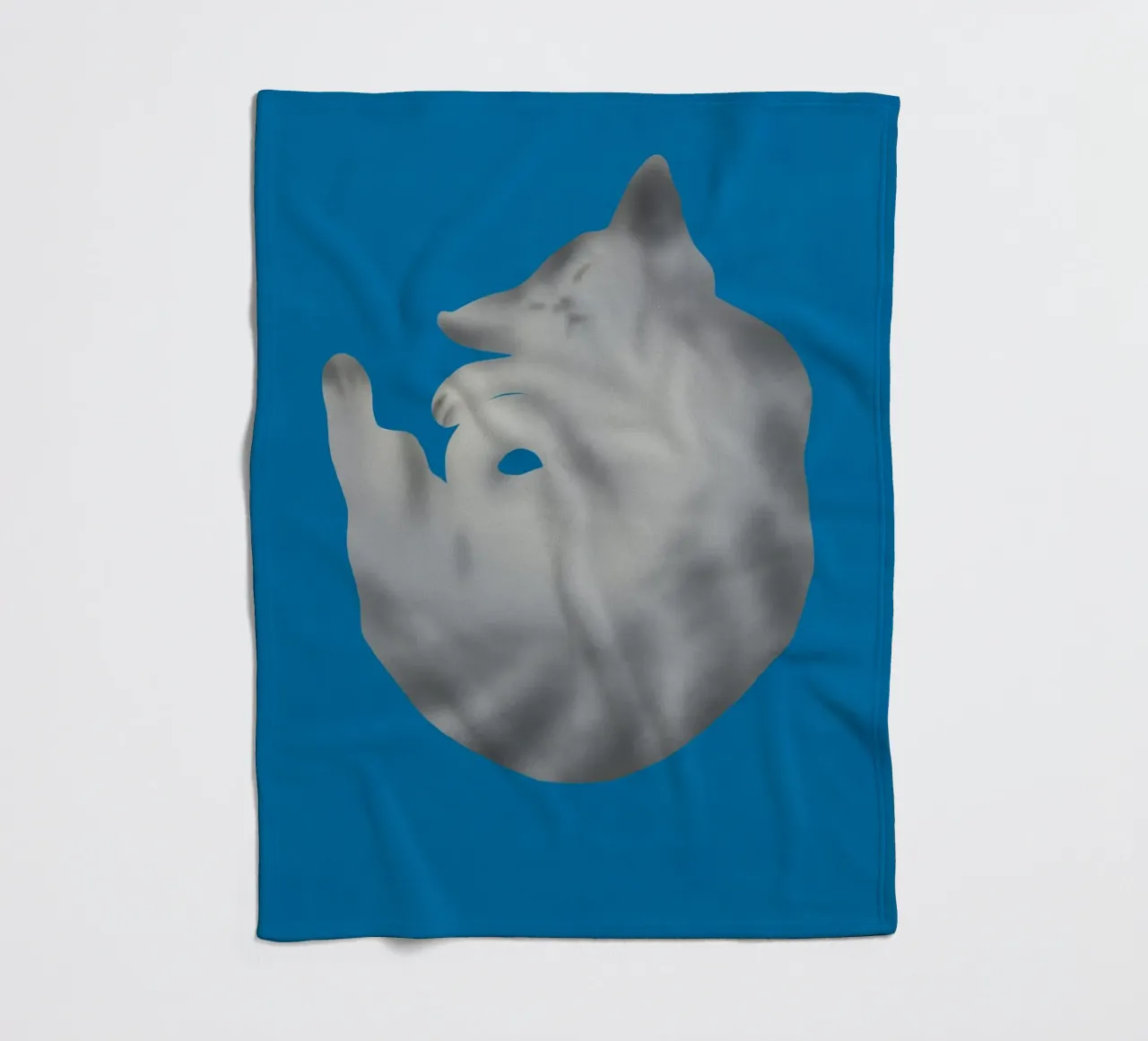 Ritratto di gatto in argento coperta in pile da Little Dean