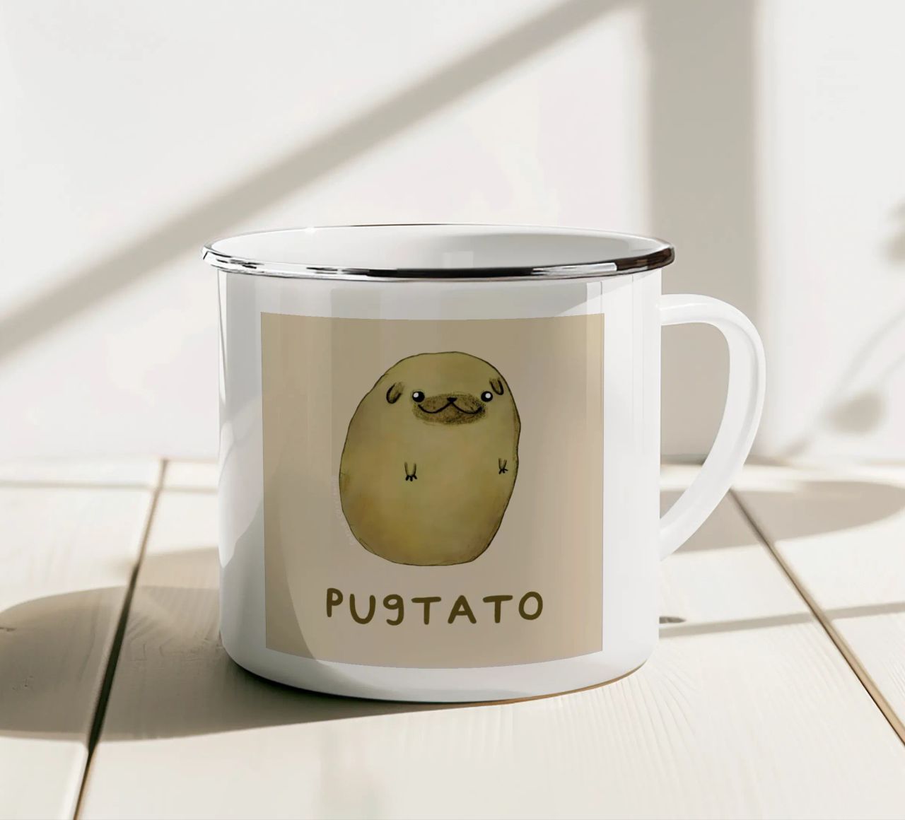 Pugtato tazza in smalto da Sophie Corrigan