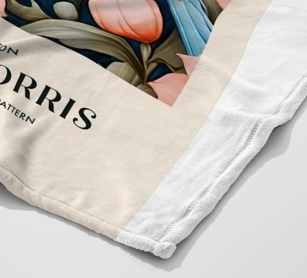 uccellino in un bel fiore william morris coperta in pile da komo store
