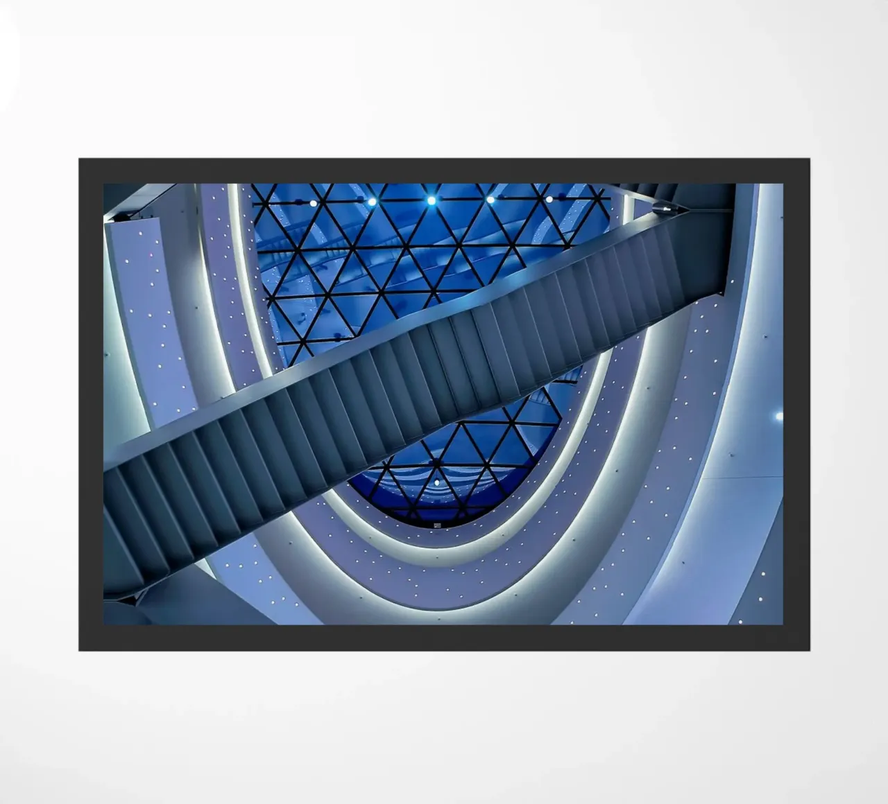 escalier en colimaçon paillasson de Bleu