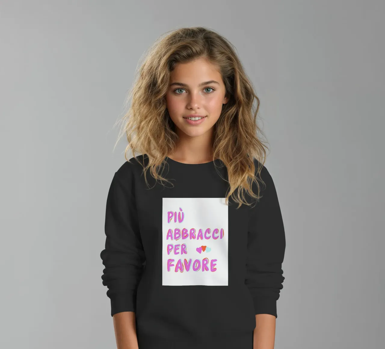 Più abbracci per favore felpa bambino da Carinaprint